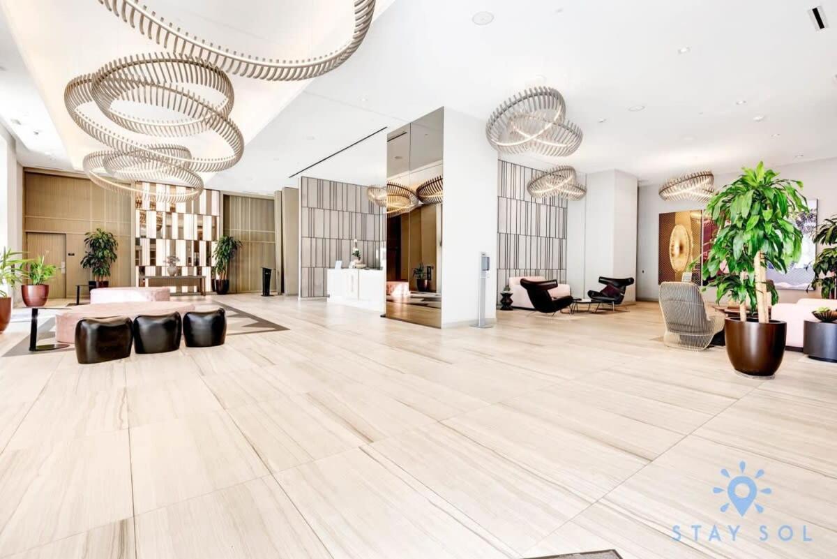 High Floor With Stunning Views Amazing Pools Apartment Hollywood Exterior photo